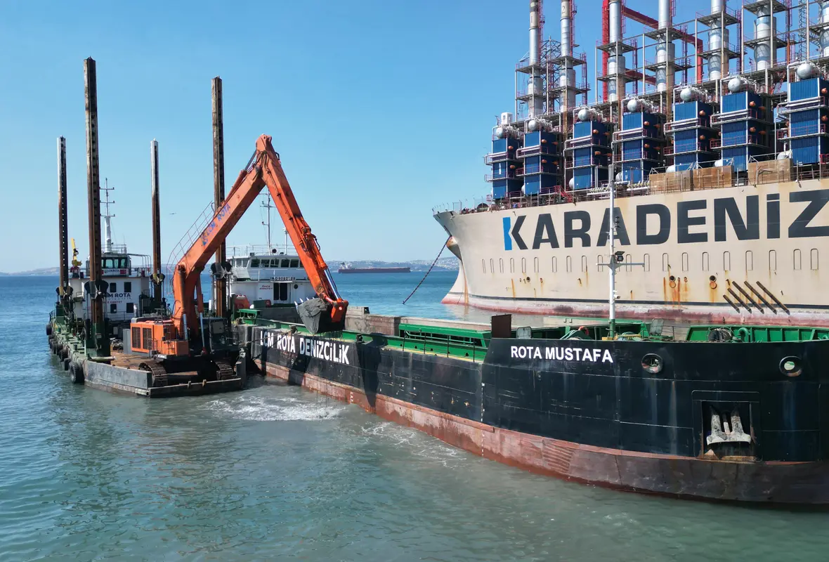 AYKIN TERSANESİ DENİZ DİBİ TARAMA PROJESİ.webp