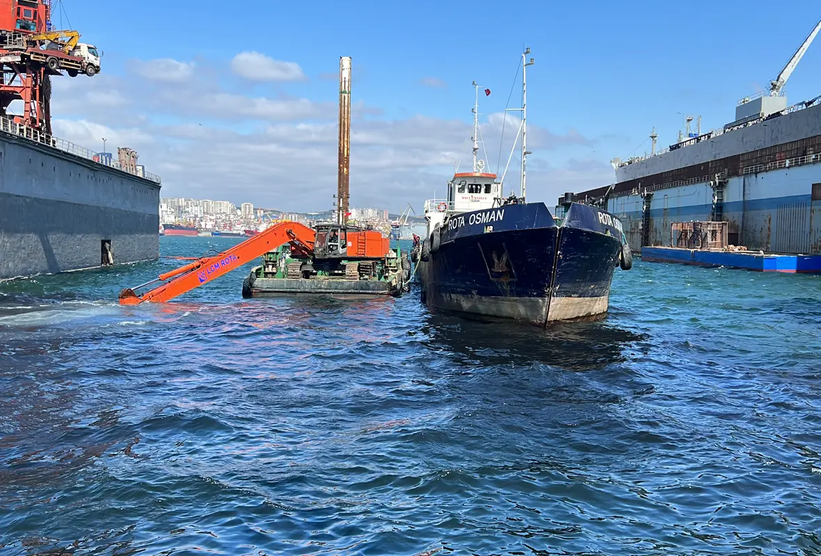 DENTAŞ TERSANESİ DENİZ DİBİ TARAMA PROJESİ.webp