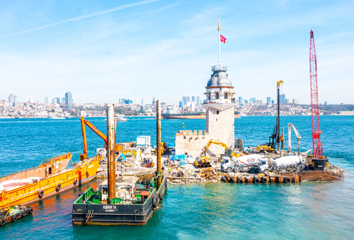 İSTANBUL KIZ KULESİ-1.webp