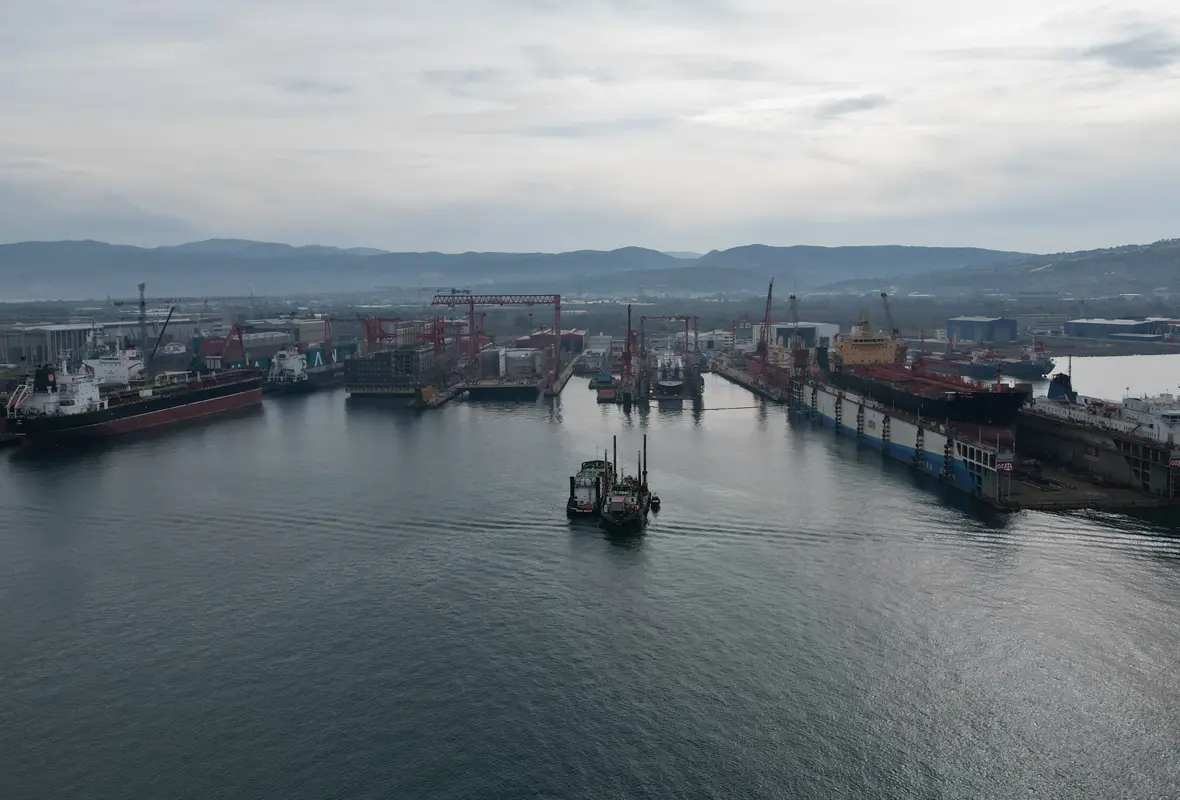 ÖZATA TERSANESİ DENİZ DİBİ TARAMA PROJESİ-5.webp