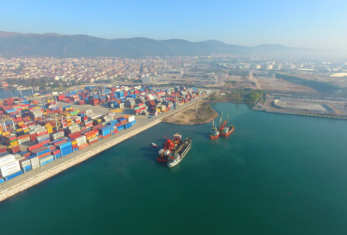 YARIMCA OYAKPORT LİMANI DENİZ DİBİ TARAMA PROJESİ-1.webp